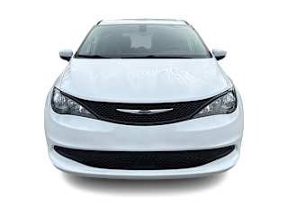 imgi_15_695c5d5ba7e099ab6ac7699e-ISOLATED 2022 Chrysler Voyager