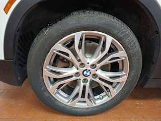 imgi_15_697e225eaf8ad87aa625f9ae BMW X2 XDrive28i