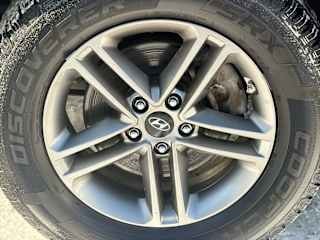 imgi_16_698b4e58a045662443702b1d 2017 Hyundai Santa Fe Sport