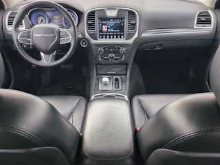 imgi_18_697bf60baf8ad87aa698c1de 2018 Chrysler 300