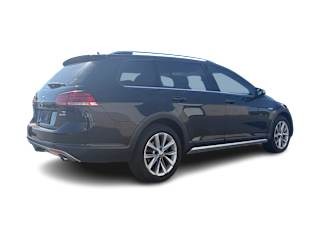 imgi_18_69867d8ea045662443f5bc20-ISOLATED 1/18 2018 Volkswagen Golf Alltrack