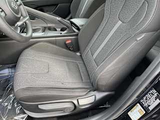 imgi_19_698413b3af8ad87aa6210ded 2023 Hyundai Elantra