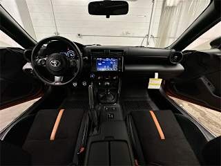 imgi_23_696035f6a7e099ab6ac66e03 2023 Toyota GR86