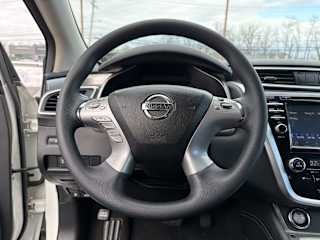 imgi_24_698ddc6ea0456624437c5e4e 2018 Nissan Murano S