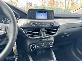 imgi_25_69664b80a7e099ab6a7a941b 2022 Ford Escape