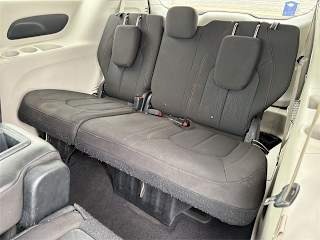 imgi_27_698c745da045662443b317c3 2017 Chrysler Pacifica