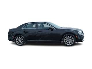 imgi_30_697cc0dcaf8ad87aa65125da-ISOLATED 2018 Chrysler 300