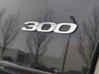 imgi_34_697bf60baf8ad87aa698d66d 2018 Chrysler 300