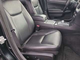 imgi_37_697bf60daf8ad87aa699077b 2018 Chrysler 300