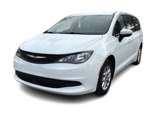 imgi_3_695c5d5aa7e099ab6ac74825-ISOLATED 2022 Chrysler Voyager