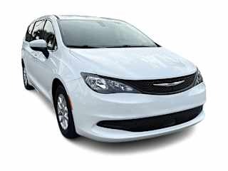 imgi_4_695c5d59a7e099ab6ac73403-ISOLATED 2022 Chrysler Voyager