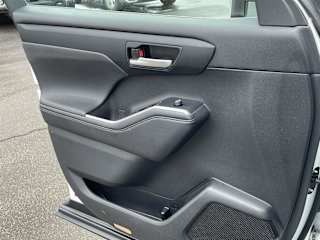 imgi_4_6986b49aa0456624438c8339 2020 Toyota Highlander