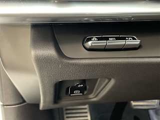 imgi_9_691e488a5189a14b0e615b80 2022 Chevrolet Corvette