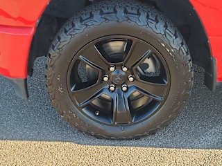 2021 Ram 1500 - Image 17